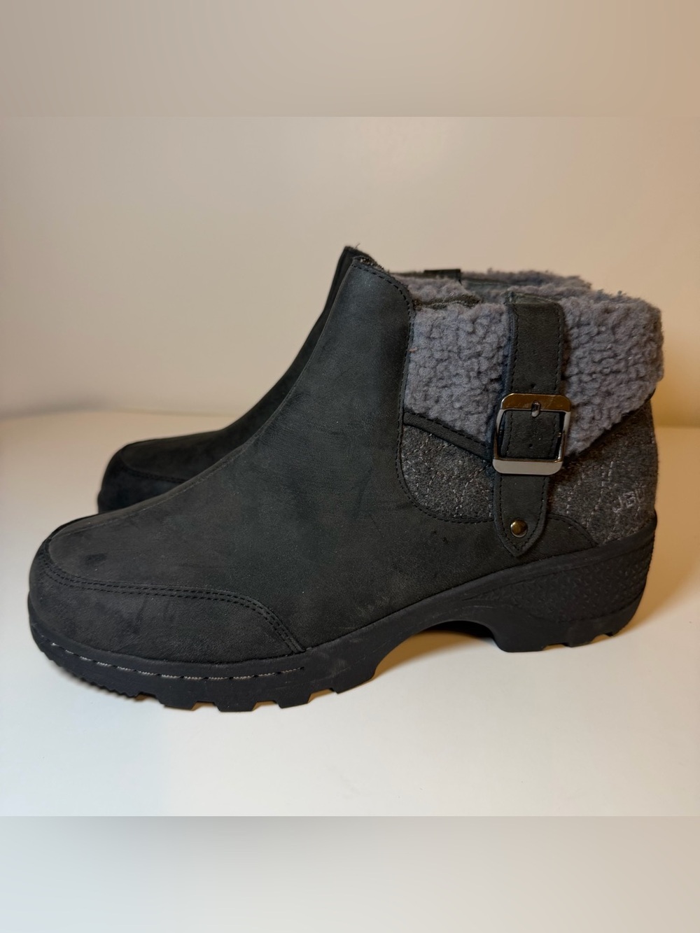 JBU Black Faux-Shearling Buckle Booties